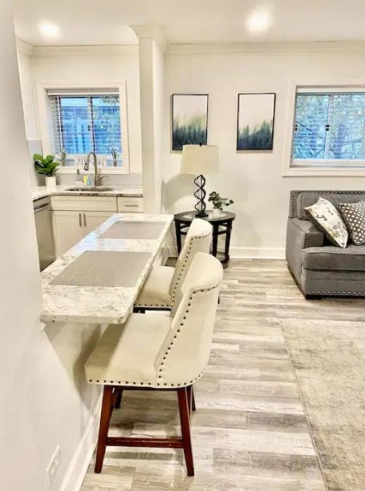 Cozy Downtown Atlanta Condo ภายนอก รูปภาพ